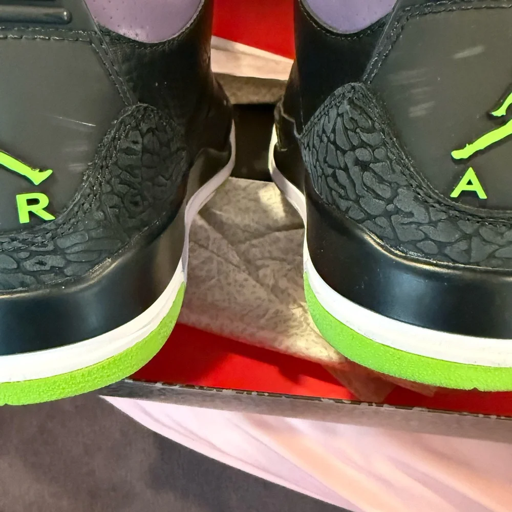Men’s Air Jordan 3 Retro Joker - Size 10.5